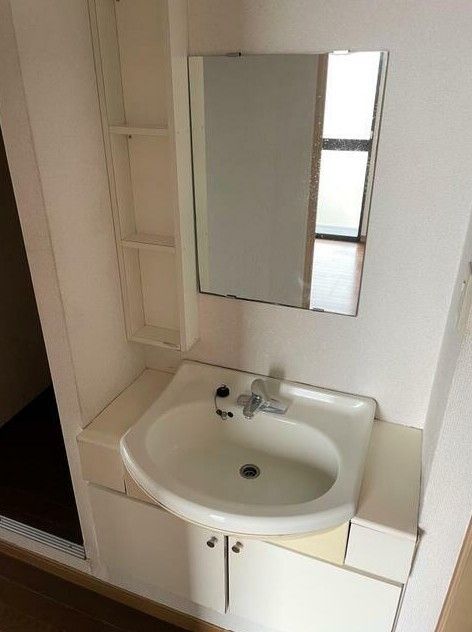 メイゾン・チュトワイエ白旗 その他3