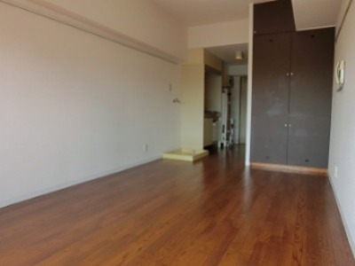 リアライズ伊勢原 リビング