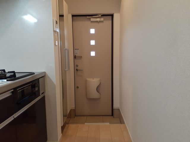 ラ・ファーレ・セゾン 玄関