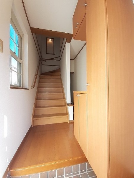 エーデル泉ヶ丘Ｃ 玄関