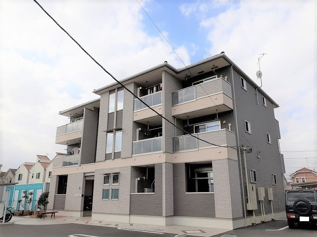 アゼリアヒルズ湘南台A 203号室 外観