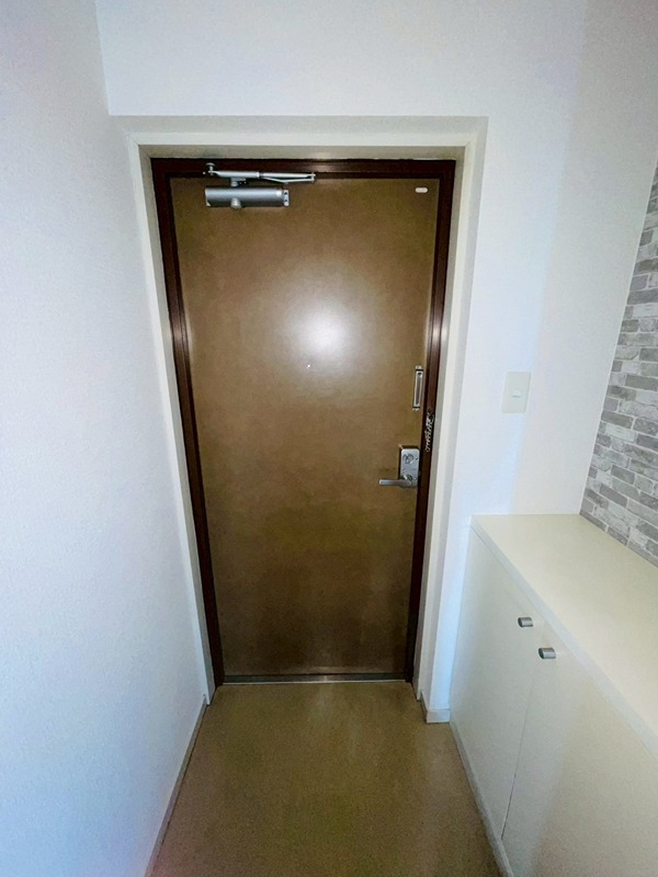 エトワール湘南 玄関