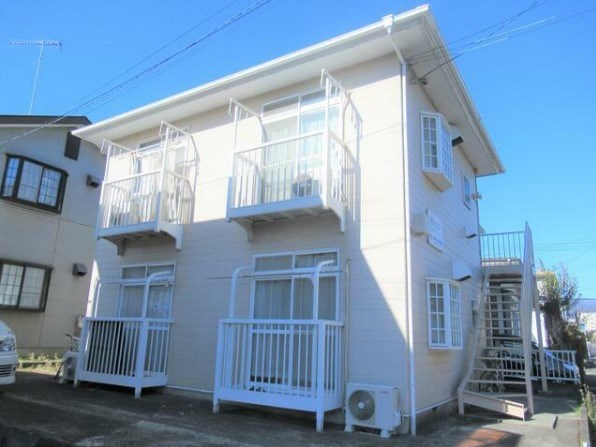 京ドルフ 102号室 外観