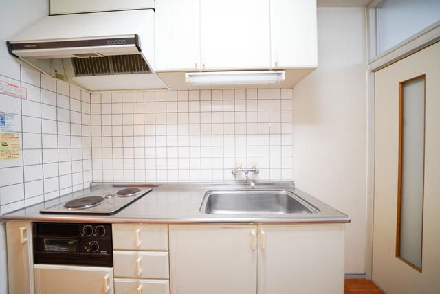 ピノ・ノアールＫＯＺＵ キッチン