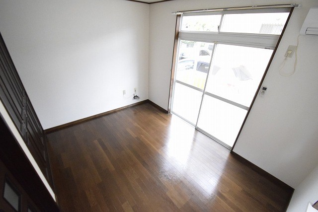 京ドルフ リビング