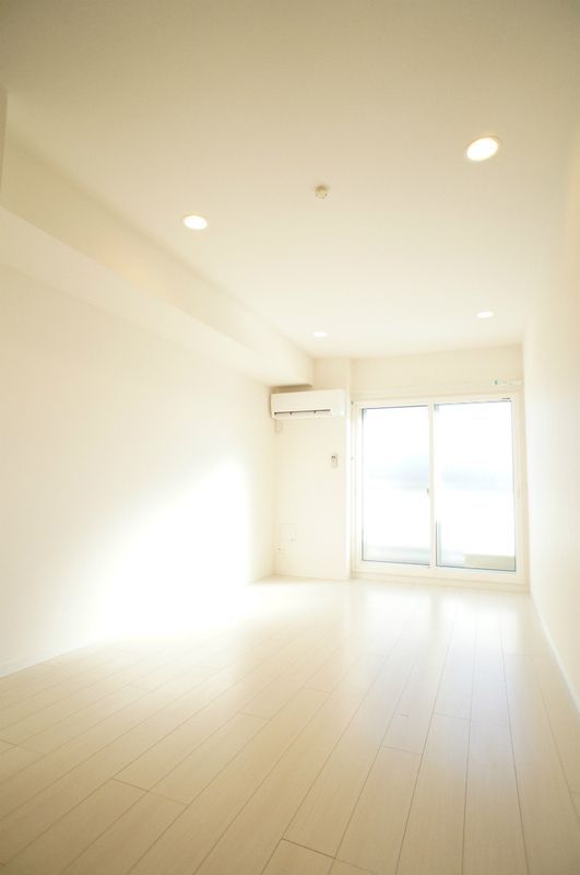 リブリ・フォルシア その他8