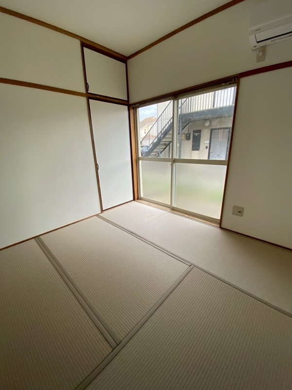 コーポあやめ ベッドルーム