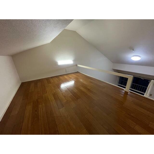 スプリングハウス ベッドルーム