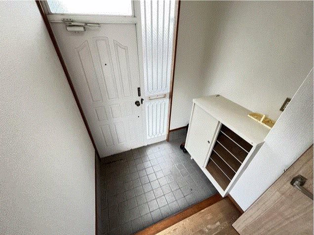 メゾン田中 玄関