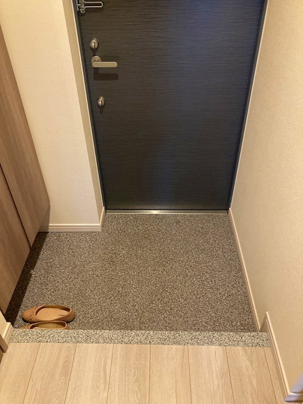 N-stage　平塚 玄関