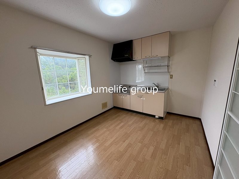 ファーストライフ板戸Ⅰ リビング