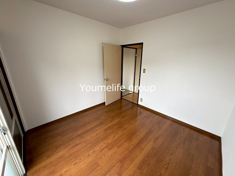 ファーストライフ板戸Ⅱ リビング