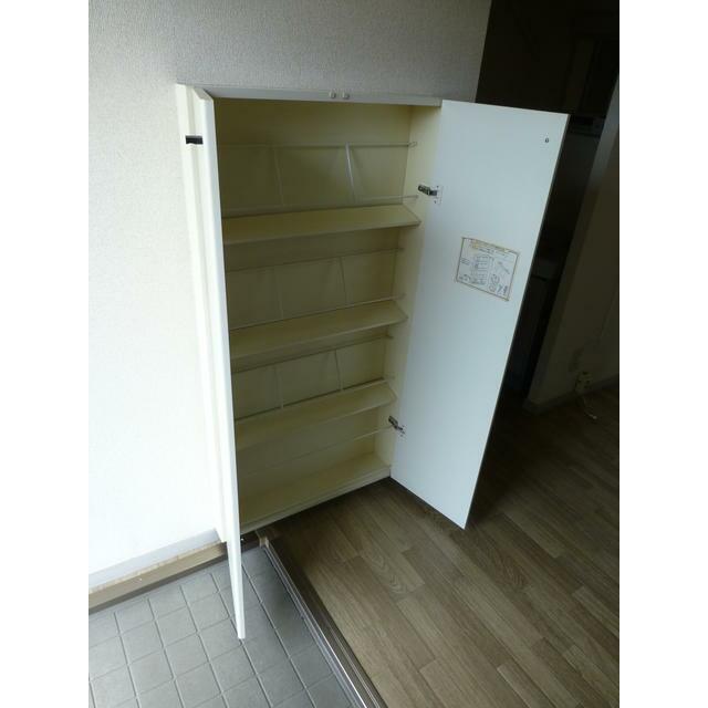 セゾンキタカド 玄関