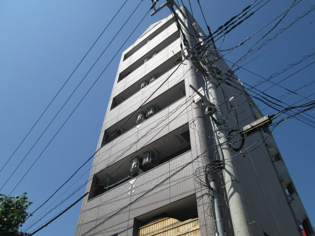 アーバン・ヒルズ 302号室 外観