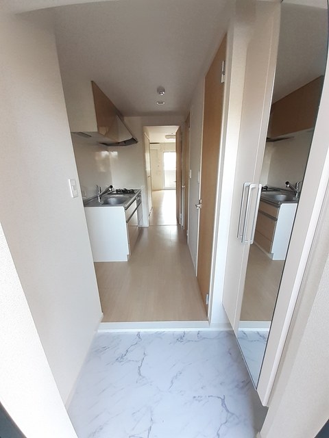 フィオーレ三の丸 玄関