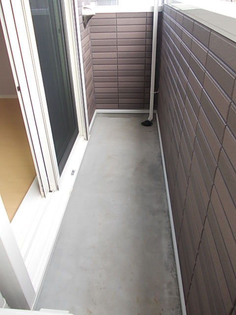 シャンフルール・アイ ベランダ