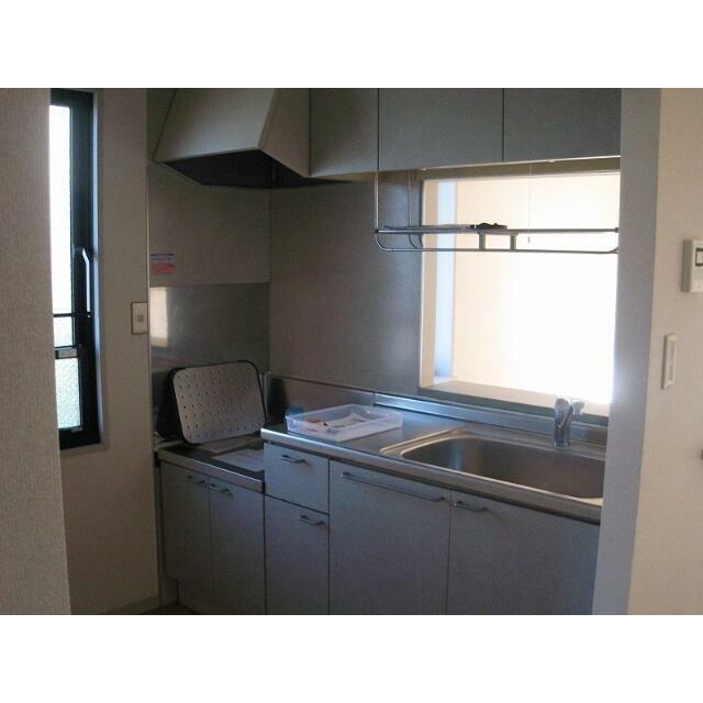 エミネンスＢ キッチン