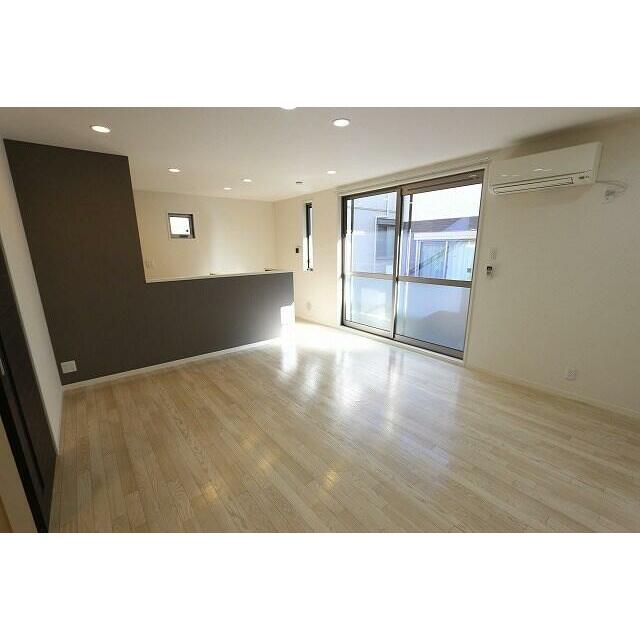 ハイツプラムウッズⅡ リビング