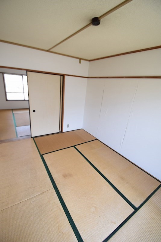 椿ハイツ ベッドルーム