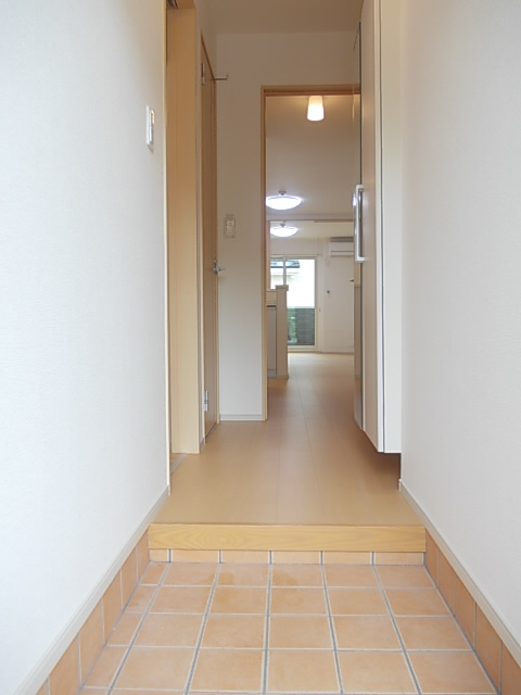 シャンフルール・アイ 玄関