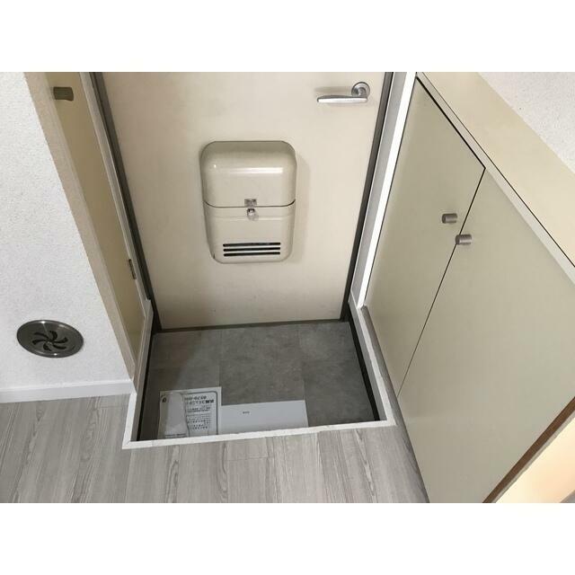 シャトレ・ストンリバーⅡ－２ 玄関