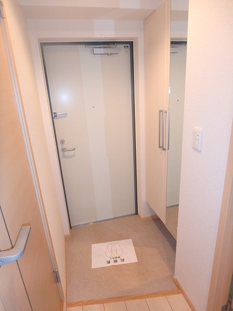 Ｋステージ本厚木 玄関