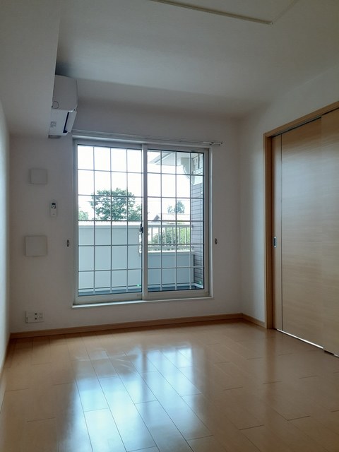 カトライア リビング