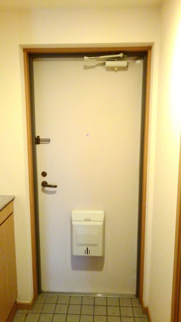 レケンス　アウローラ 玄関