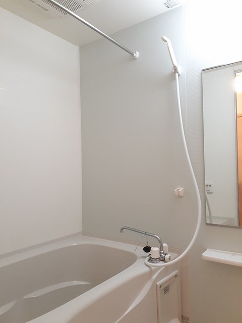 カトライア 風呂画像