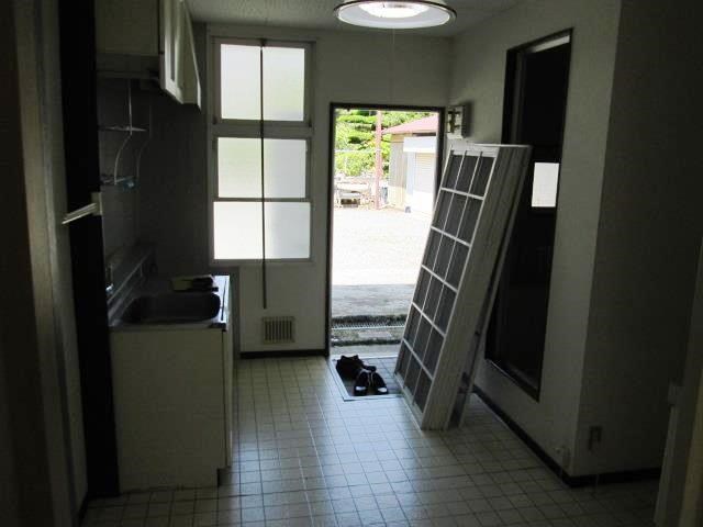 高平ハイツ 玄関