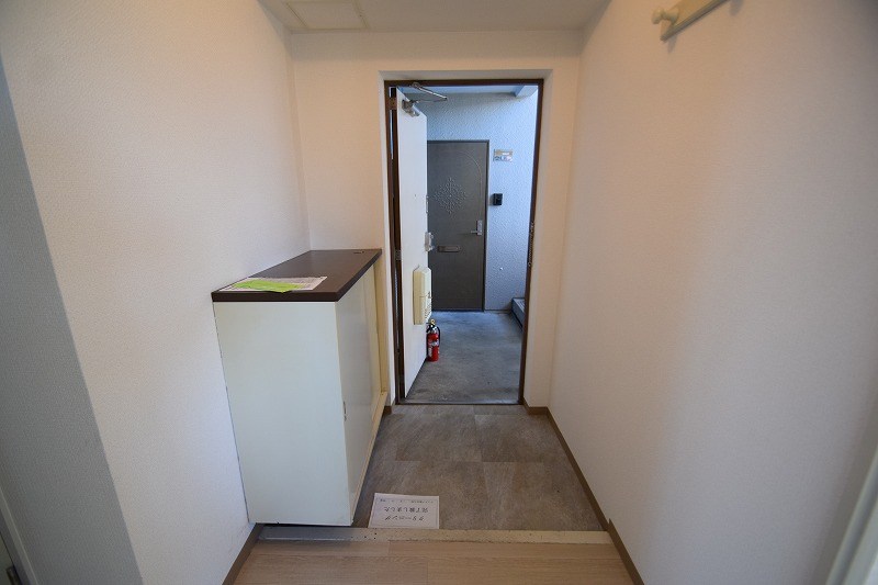 ドリームガーデン伊勢原 玄関