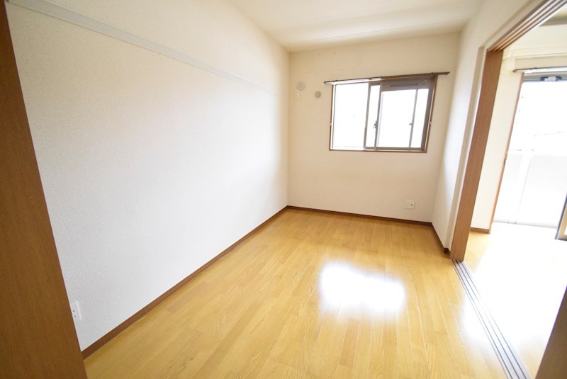 サン・パーシモン ベッドルーム