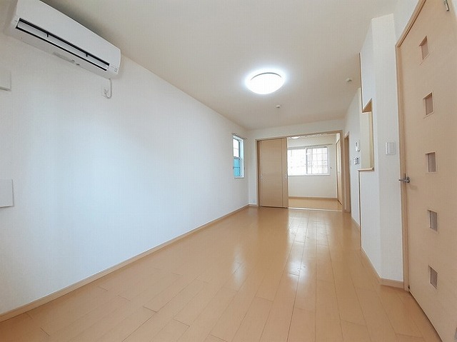 クレメント湘南 リビング