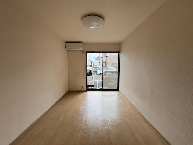 プチメゾン栢山 リビング