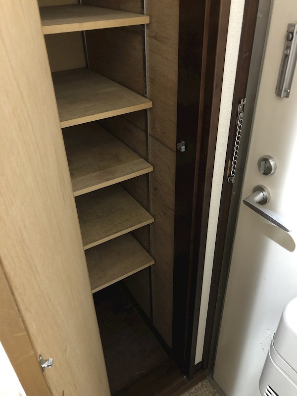 スマイルコート東海大 玄関