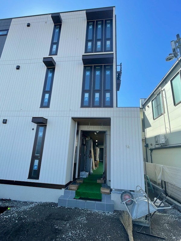 プランドール湘南 玄関