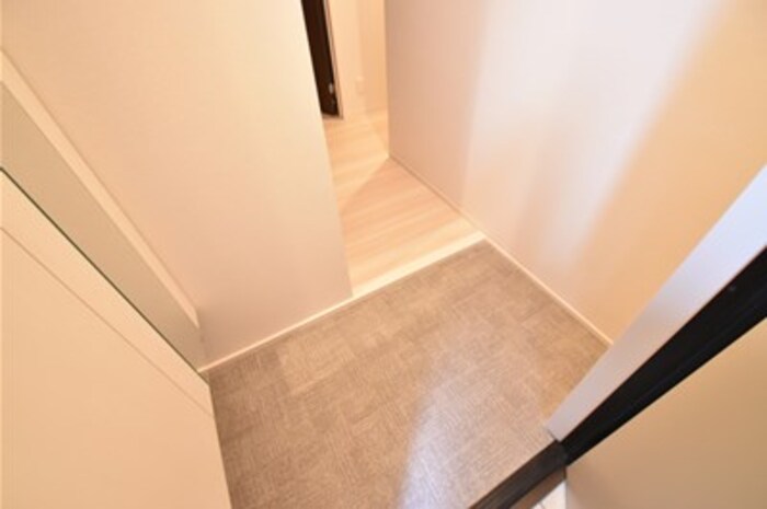 ヒルズ萩山 玄関