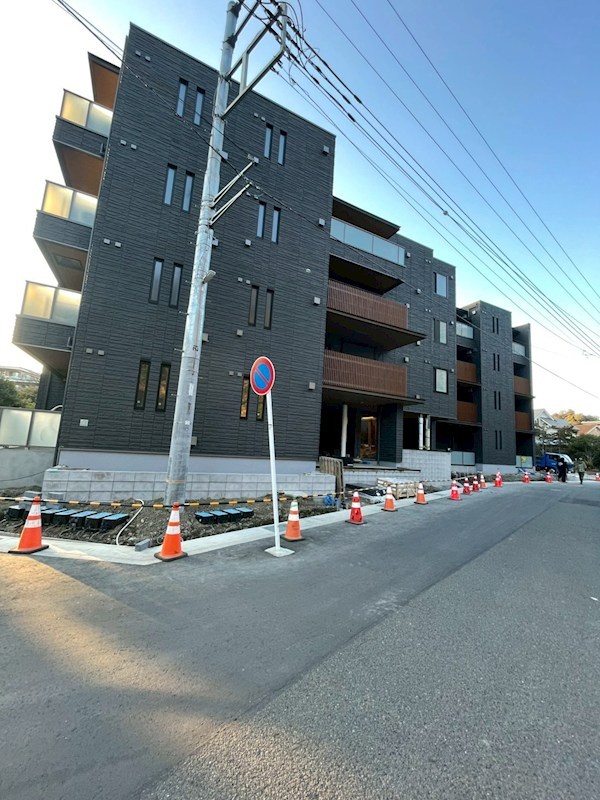 ウィズプラス大船 306号室 外観