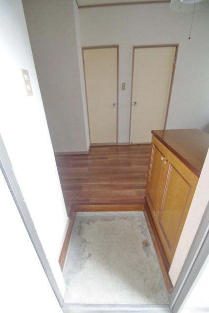 センチュリーヒルズ 玄関