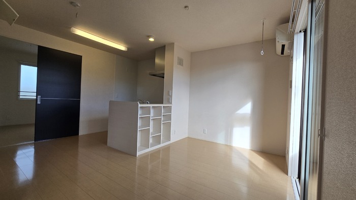 クレール湘南台Ⅲ　A リビング