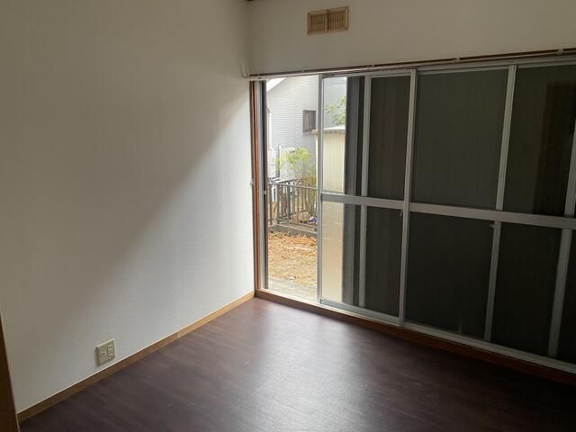 中海岸２丁目鈴木貸家 リビング