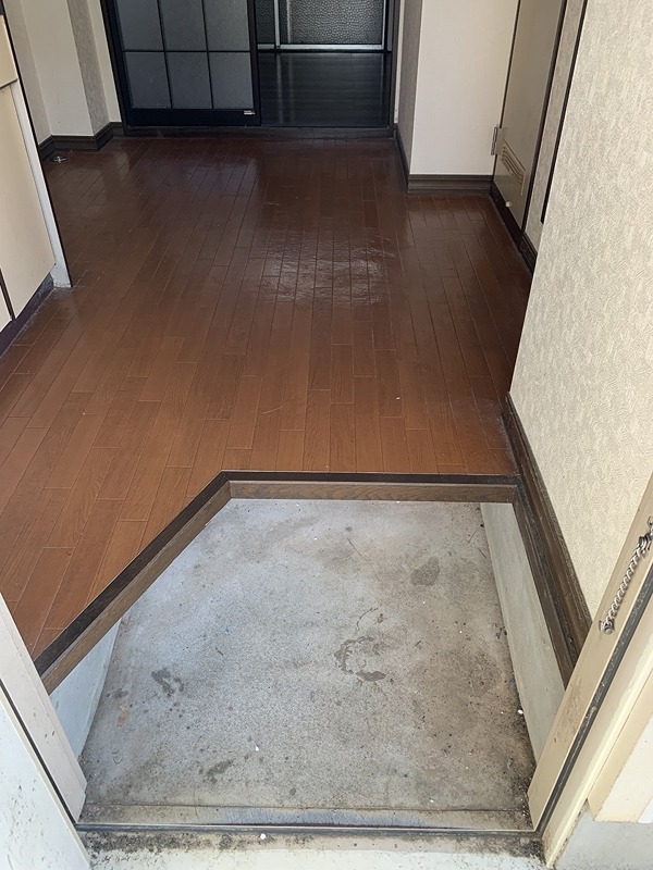 コーポ桐谷 玄関