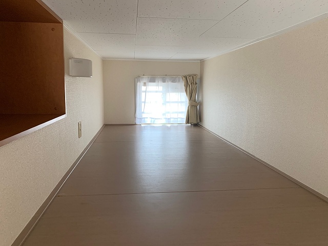 レオパレス吹上 ベッドルーム