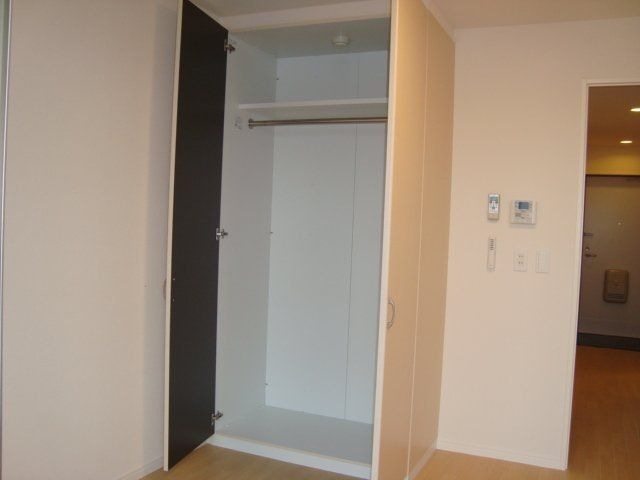 レフィナードＮ．Ｋ ベッドルーム