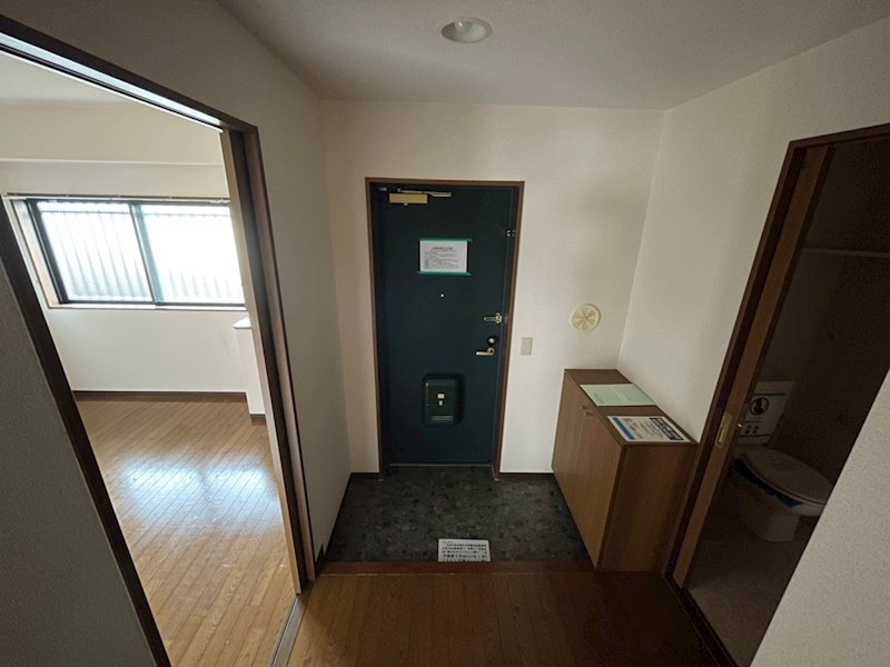 ストーリア東戸塚 玄関