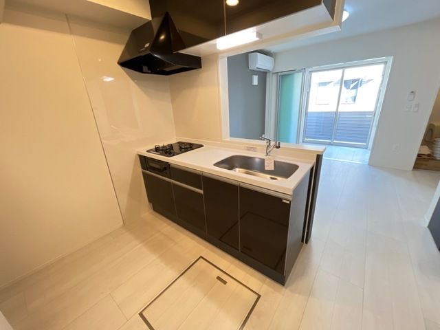 ワイズ　カーサ キッチン