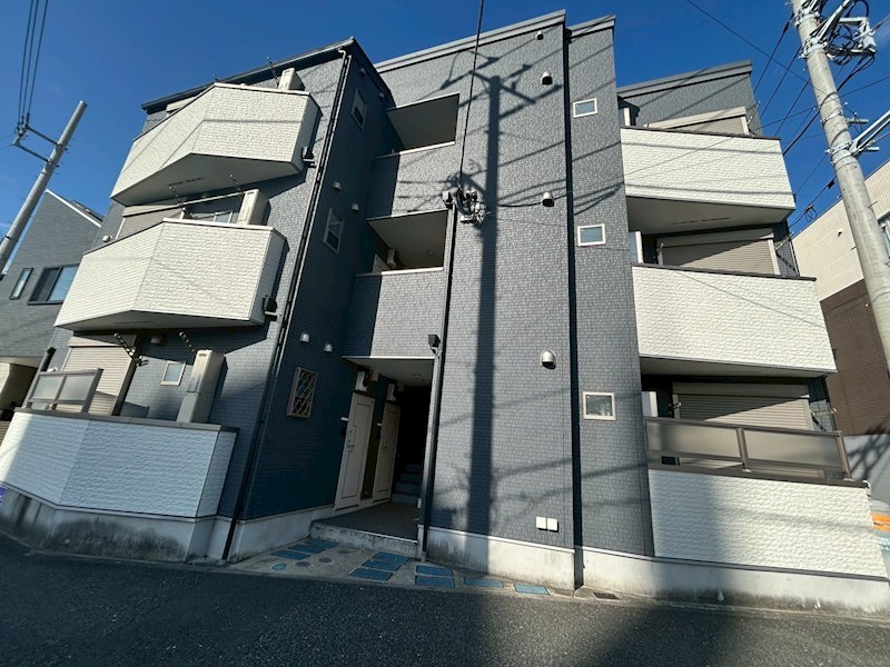 アーバンフラット本郷台 102号室 外観