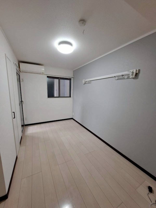 アーバンフラット本郷台 リビング