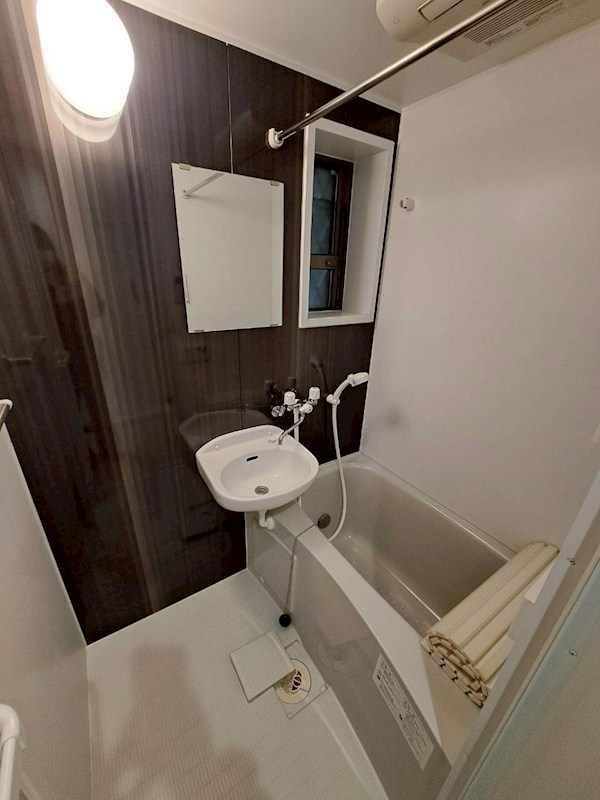 アーバンフラット本郷台 風呂画像