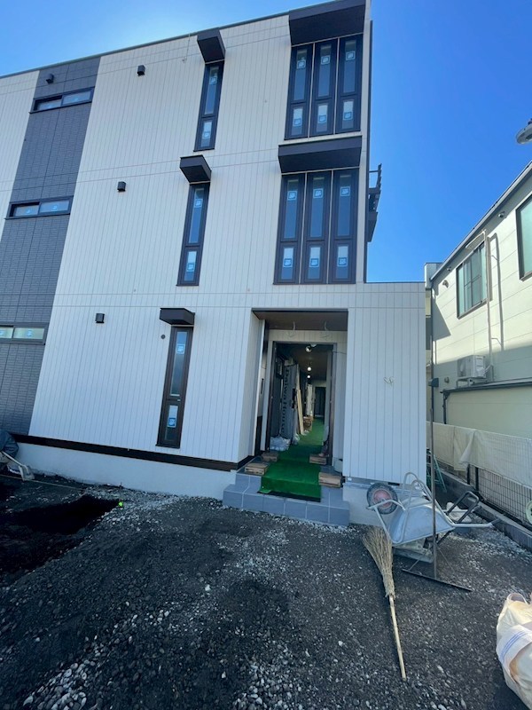 プランドール湘南 玄関